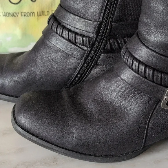 Bare traps Boots - Picture 6 of 7